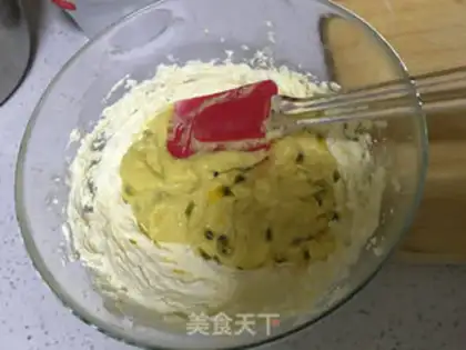 Make A pound cake of clot nuts step 4
