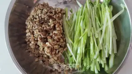 Make Shanghai Queen Duck step 1