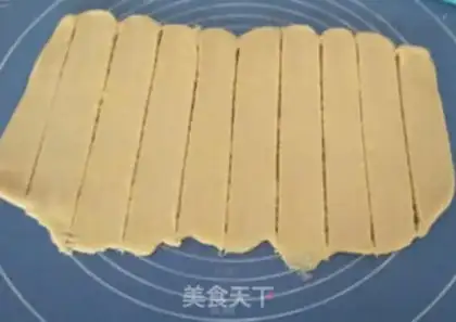 Make Milky coconut bread bar step 21