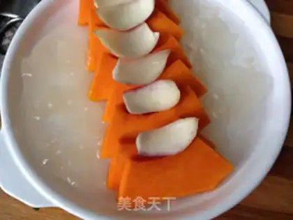 Make Silver ear lily pumpkin steam step 1
