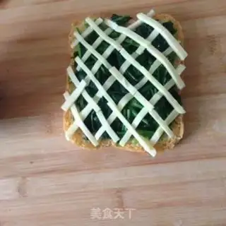 Make Spinach cheese sesame toast step 5