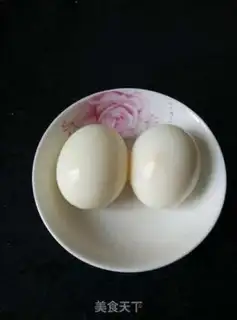 Make Red-tree eggs, red sugar step 1