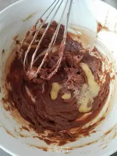 Make Crackers in digestive step 2