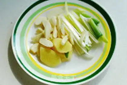 Make Three chickens on the table step 2
