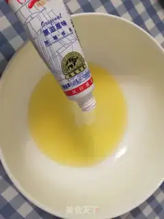 Make Cranberry-crackers step 1