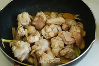 Make Three chickens on the table step 6