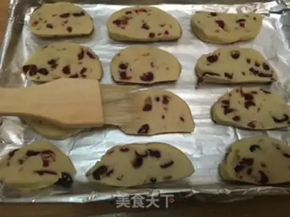 Make Cranberry-crackers step 7