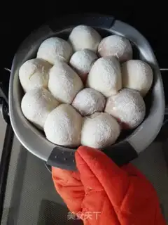 Make Squeeze bear bread step 12