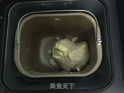 Make Bean three-colored toast step 2