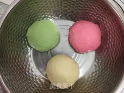 Make Bean three-colored toast step 6