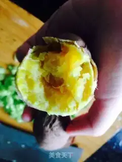 Make Microwave potatoes step 2