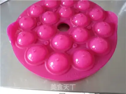 Make Lollipop cake step 13