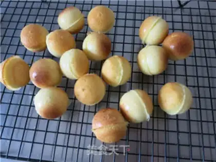 Make Lollipop cake step 16