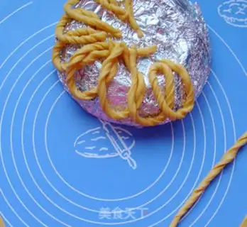 Make A basket of dried fruit bread step 15