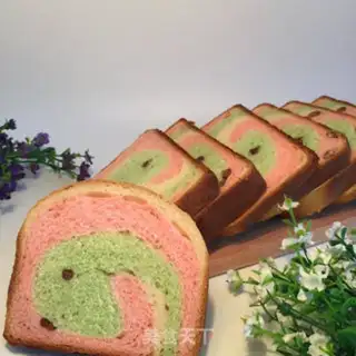 Make Bean three-colored toast step 18