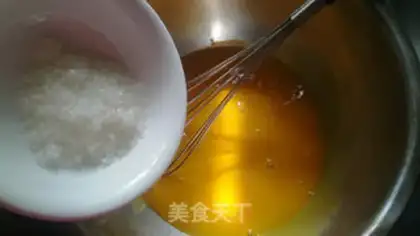 Make A non-oiled yogurt cake step 2