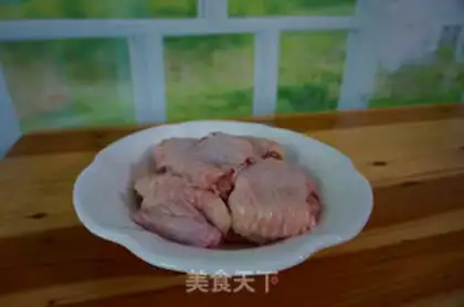 Make Three-juice chicken wings step 3