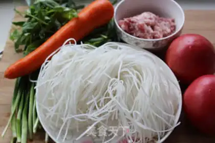 Make Tomato meat bait step 0