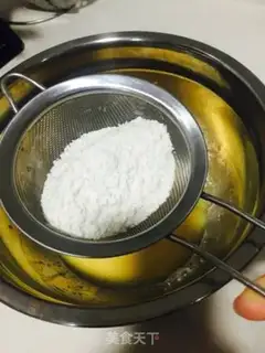 Make Yogurt cake step 2