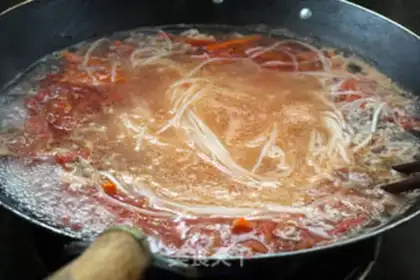 Make Tomato meat bait step 4