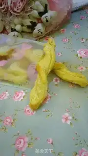 Make Milky coconut bread bar step 20