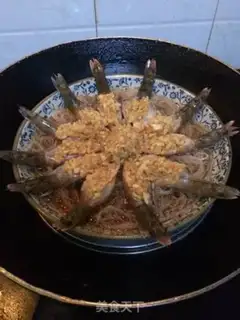Make A garlic fan with a shrimp back step 8