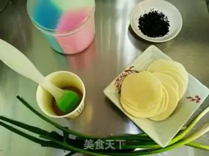 Make A dumpling onion cake step 0