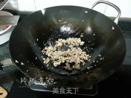 Make Meat, shrimp, eggs step 3