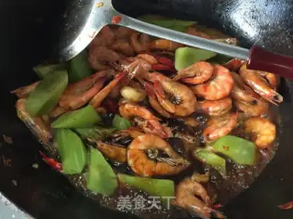 Make Spicy dry shrimp step 6