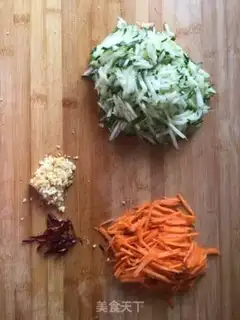 Make Three pieces of noodles step 0
