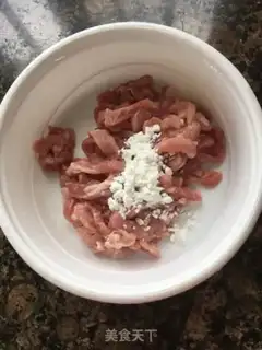 Make Three pieces of noodles step 1