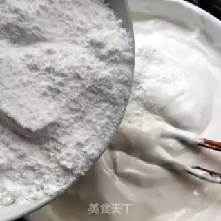 Make Rolling sugar cake step 5