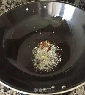 Make Three pieces of noodles step 4