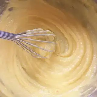 Make Cookie yogurt step 1