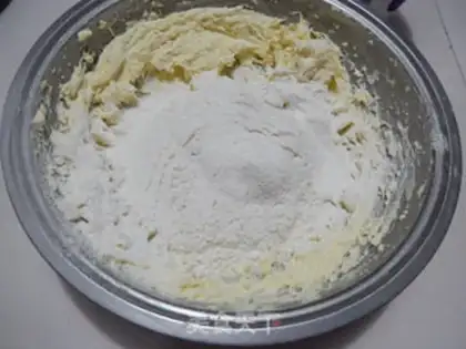 Make Light cream cookies step 6