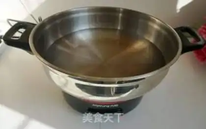 Make Chicken-legged fire pot step 11