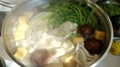 Make Chicken-legged fire pot step 17