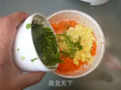 Make Carrot egg buns step 4