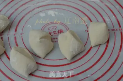 Make Carrot egg buns step 7