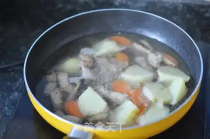 Make Beef stew potatoes step 5