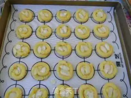 Make Almond biscuit step 8