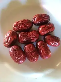 Make Silver ear soup step 1