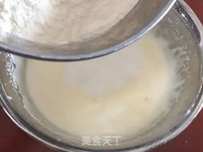 Make Roll the sugar cake step 5