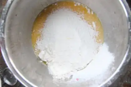 Make A yellow cake roll step 1