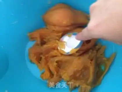 Make Pumpkin step 1