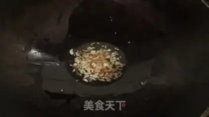 Make Garlic cuisine step 2