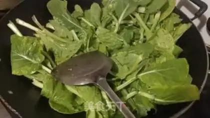 Make Garlic cuisine step 4