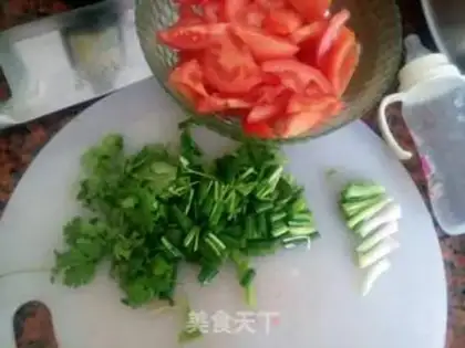 Make Tomato squid soup step 0