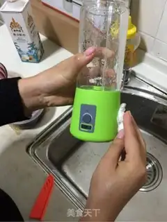 Make cucumber lemon honey juice step 9