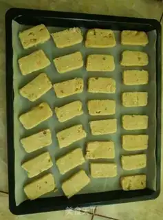 Make Peanut cookies step 4